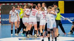 Česká házenkářky slaví postup ze skupiny na MS juniorek 2022
