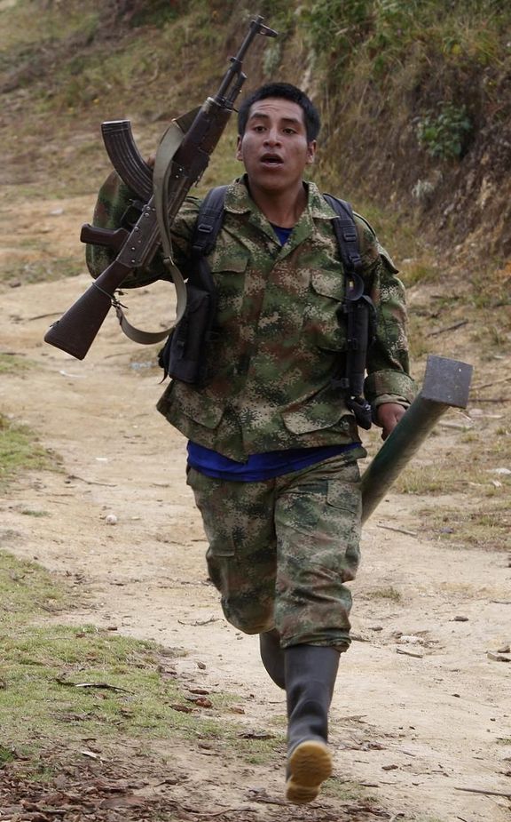 Bojovník FARC.