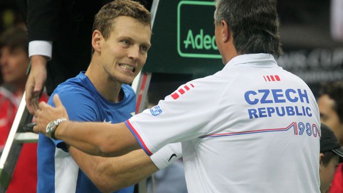 Jaroslav Navrátil věří, že Tomáš Berdych v úvodní nedělní dvouhře proti Davidu Ferrerovi potvrdí svou stoprocentní letošní bilanci v Davis Cupu