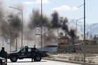 Výbuch v Kábulu, útočil Tálibán.