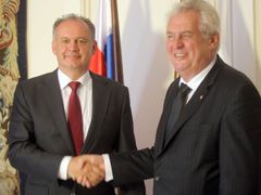 Slovenský prezident Andrej Kiska je pravý opak české hlavy státu Miloše Zemana.