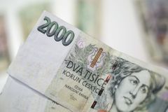 Partneři okradli stát na bonusech o více než 700 000 korun, původně chtěli miliony