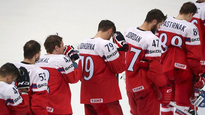 Prohlédněte si fotografie ze čtvrtfinále MS v Moskvě, které rozhodlo o tom, že ani v této sezoně čeští hokejisté  nedosáhnou na cenné kovy.