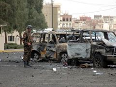 Den po výbuchu v blízkosti americké ambasády v hlavním městě Sana'á v září 2008