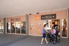 31. května 2018, pardubické sídliště Dubina. Německá maloobchodní síť Globus se přibližuje lidem a v místě bývalé samoobsluhy otevírá svůj první obchod s názvem Globus Fresh.