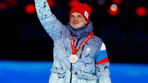 Ivan Jakimuškin se stříbrnou medailí na krku