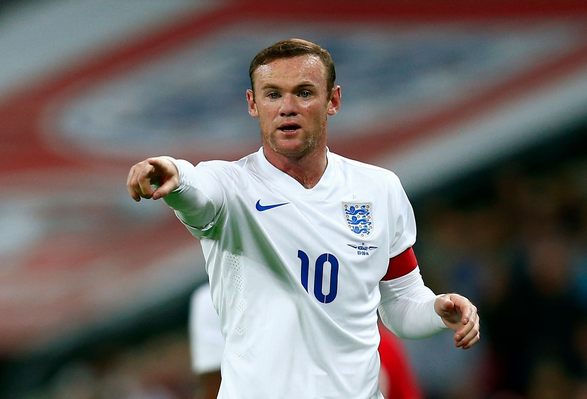 Wayne Rooney v přípravném utkání Anglie
