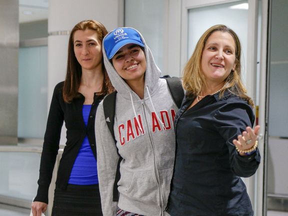 Rahaf Kunúnovou přivítala kanadská ministryně zahraničí Chrystia Freelandová.