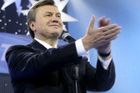 Ukrajina: Tymošenková sedí, obliba Janukovyče klesá
