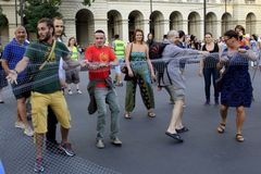 Potřebujeme jiné věci než plot, protestovali Maďaři
