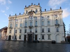 Arcibiskupský palác na Pražském hradě, sídlo hlavy katolické církve v Česku.