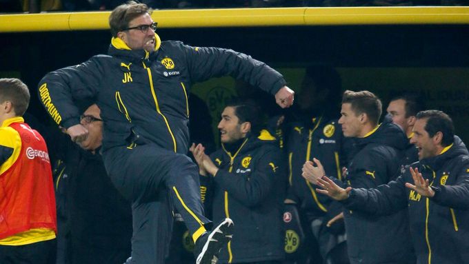 Radost trenéra Dortmundu Jürgena Kloppa