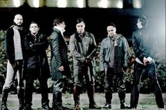 Skupina Rammstein se po pěti letech vrátí do Prahy. V květnu vystoupí v Eden Aréně