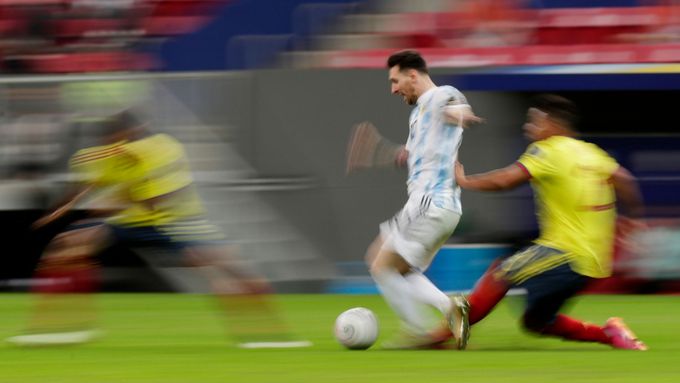 Zákrok na Lionela Messiho v semifinále Copa América 2021