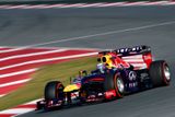 5.  Sebastian Vettel, Red Bull (1:22,197) - trojnásobný obhájce si bude muset zvykat, že není neporazitelný. Ale loni Red Bull také začal zvolna a zaútočil až v závěru sezony.