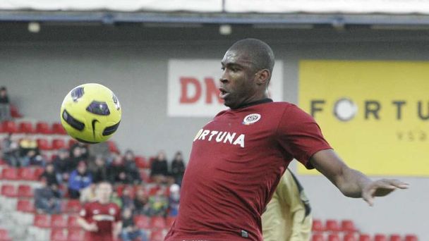 Leonard Kweuke, útočník fotbalové Spartty