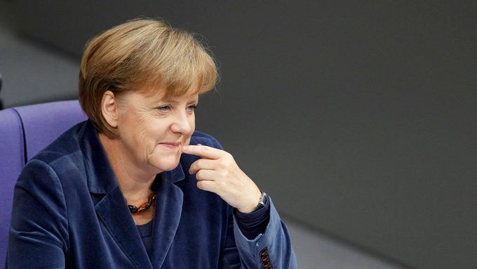 Angela Merkelová během jednání německého parlamentu.