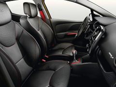 Interiér umožňuje pohodlné cestování i na delší vzdálenosti