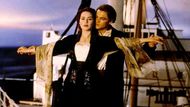 Kate Winsletová a Leonardo DiCaprio v legendárním americkém velkofilmu Jamese Camerona Titanic (1997).