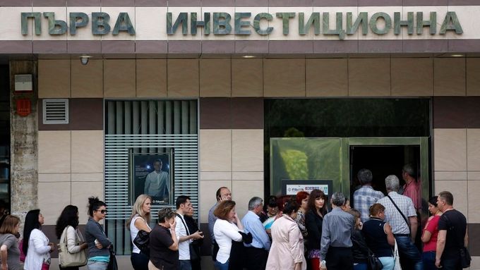 Pobočka bulharské First Investment Bank, 27. června 2014, Sofie