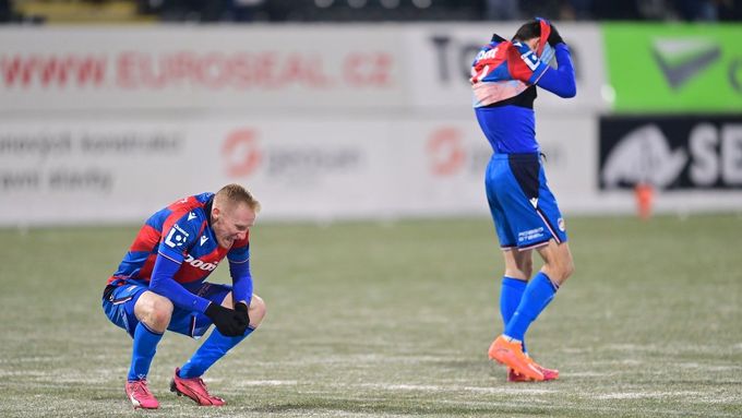 Fotbalisté Plzně těžce koušou, že v Jablonci nakonec získali jen bod.