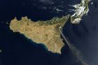 Na Sicílii objevena obří podmořská sopka