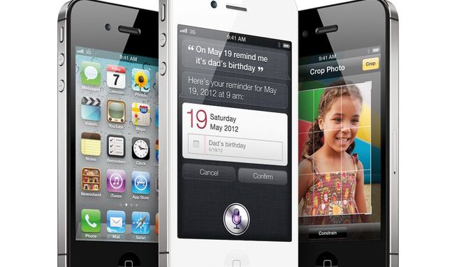 Nejprodávanějším chytrým mobilním telefonem je iPhone 4S.