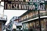 Proslulá Francouzská čtvrť patří k těm místům v New Orleansu, do kterých už se postupně vrací normální život.