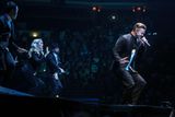 Timberlake v Praze rozjel dvouhodinovou show s více než desítkou hudebníků označených jako The Tennessee Kids, čtyřmi vokalisty a šesti tanečníky.