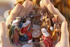 Vánoce v ateistickém Česku. Duchovno nahrazuje komerční běs