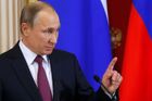 Rusko uzná pasy a doklady vydané samozvanými povstaleckými republikami na Ukrajině, rozhodl Putin