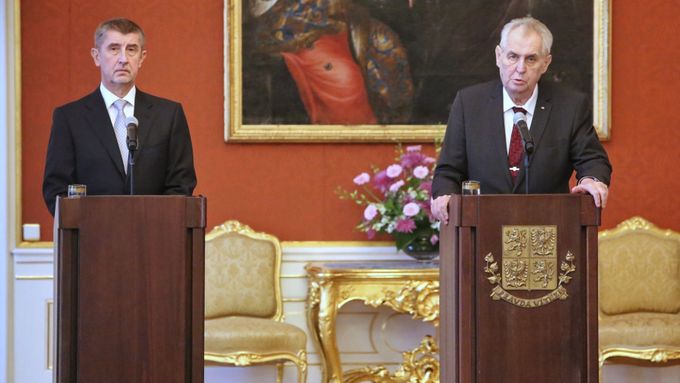 Jmenování premiéra na Hradě, 6. prosince 2017.