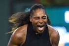 "Zchátralá" Serena Williamsová se po mateřské pauze vrátila vítězně