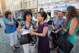 V centru Prahy se sešla akční skupina Kaputin. 24. srpna to už udělali potřetí.
