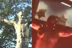 Ibrahimovic v plamenech. Fanoušci Malmö upálili jeho sochu, koupil podíl u rivala