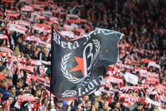 Slavia ustoupila fanouškům. Na odvetu s Kluží zrušila sektorizaci stadionu