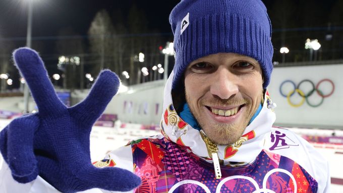 Prohlédněte si fotografie z úspěšného sprintu biatlonistů na 10 km, v němž český závodník Jaroslav Soukup vybojoval první českou medaili na olympiádě v Soči.