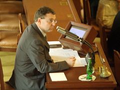 Dosluhující šéf sněmovny Lubomír Zaorálek z ČSSD.