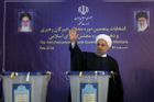 USA spustily kampaň na zdiskreditování íránského vedení. Nezahrávejte si s ocasem lva, varuje Rúhání