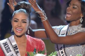 Miss Universe 2012 vyhrála Američanka, Chlebovská pohořela