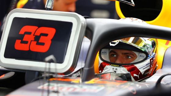 Max Verstappen v Red Bullu v kvalifikaci na VC Abú Zabí 2019