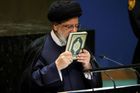 Prezident Raísí v Íránu zastával tvrdou linii. Trval na zahalování žen, hájil Hamás