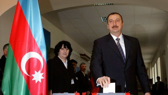 Anar Mammadli je zakladatelem organizace zaměřené na pozorování voleb v Ázerbájdžánu. Zemi tvrdou rukou již přes deset let vládne prezident Ilham Alijev (na snímku), který převzal moc od svého otce.