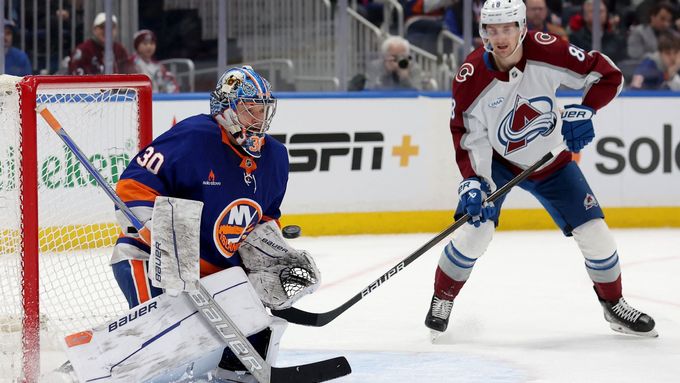 Podívejte se na kuriózní gól Colorada v utkání s New York Islanders