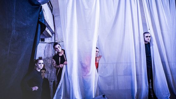 Ve fotogalerii najdete ukázky z tvorby Petera Vargy.