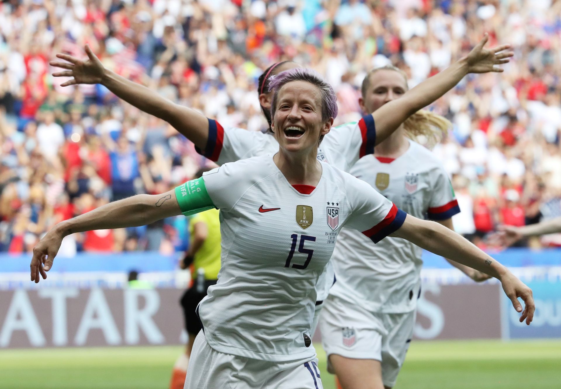 Finále ženského MS ve fotbalu 2019, USA - Nizozemsko: Megan Rapinoeová oslavuje gól USA.
