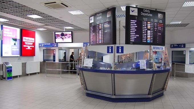 Nový moderní terminál byl otevřen v roce 2007. Stavba dalšího se chystá už za dva roky. Poté letiště v Katovicích pojme až 5 milionů cestujících ročně