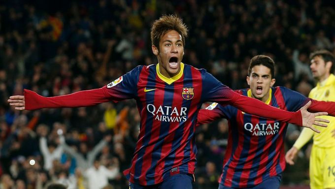 Brazilec Neymar bude možná na dlouho největší posilou Barcelony. FIFA totiž Kataláncům zakázala přestupy na další dvě okna.