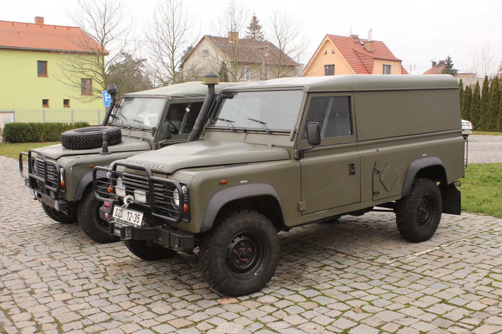 Land Rover Defender - 44 IMG_2731 defendery pro českou armádu