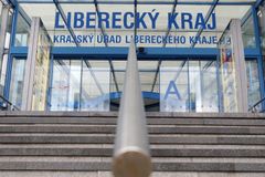Rozdělování dotací v Libereckém kraji prověří policie